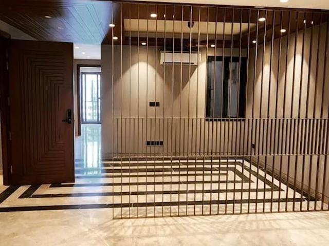 Property for rent in Deri