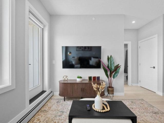 House for rent in Chestermere, Alberta