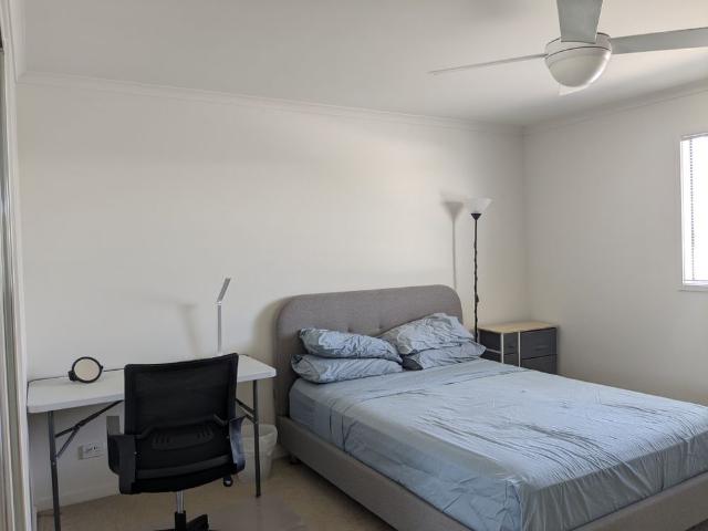 Room for rent in Kings Creek, Queensland