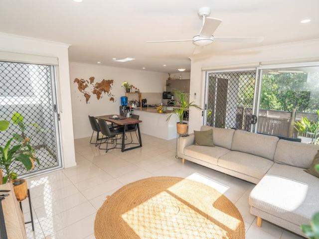 Room for rent in Kings Creek, Queensland