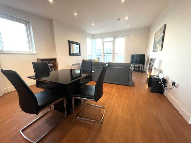 Apartment for rent in Nangreaves, Wales