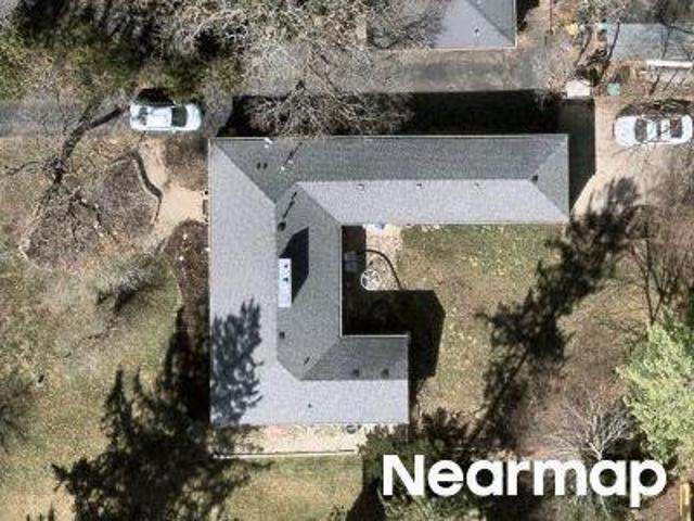 House for sale in Mchenry, Illinois