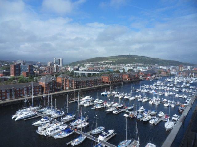 Apartment for rent in Nangreaves, Wales