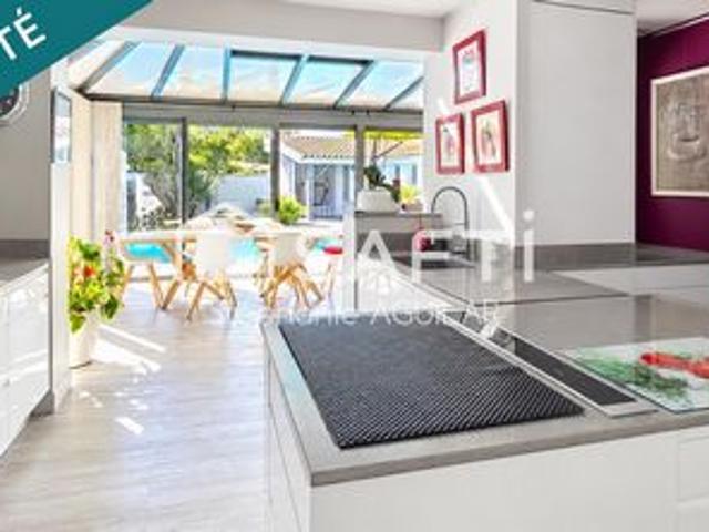 Villa vente à Centre ville, Mérignac