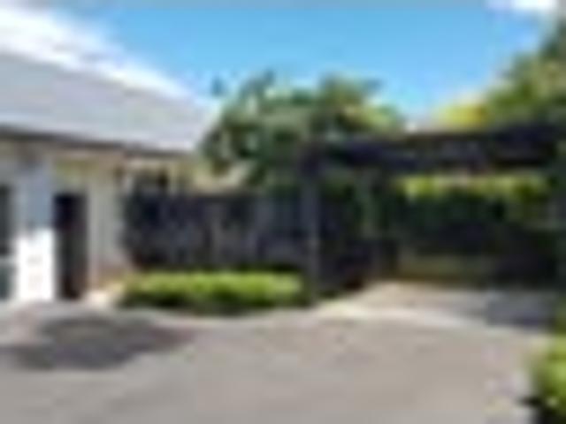 Apartment for rent in Merivale, Canterbury