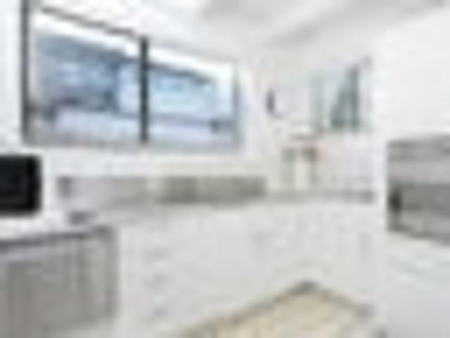 Apartment for rent in Merivale, Canterbury