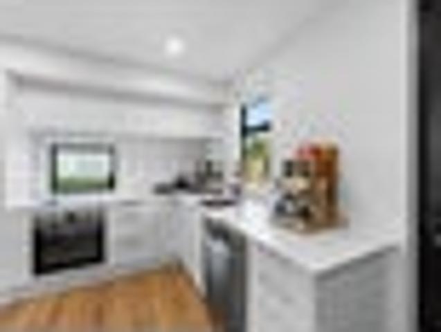 Townhouse for sale in Merivale, Canterbury