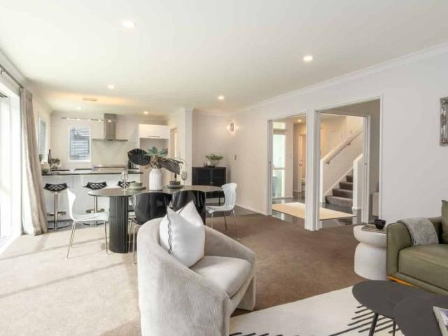 House for rent in Saint Albans, Canterbury