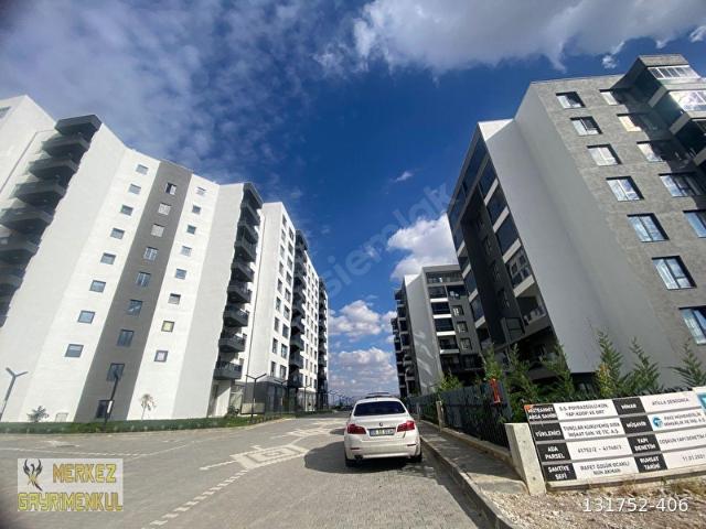 Mehmet Akif Ersoy Mahallesi, Yenimahalle içerisinde satılık Dükkan