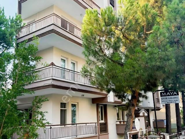İstiklal Mahallesi, Isparta Merkez içerisinde satılık mülk