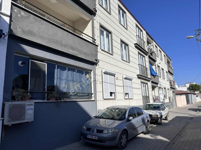 Yaya, Gömeç içerisinde kiralık mülk