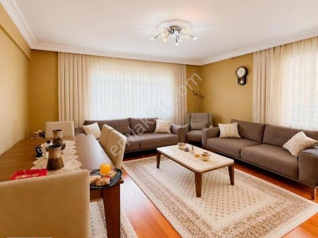Merkez Mahallesi, Avcılar içerisinde kiralık mülk
