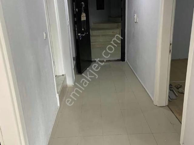 Dikili, İzmir içerisinde kiralık mülk