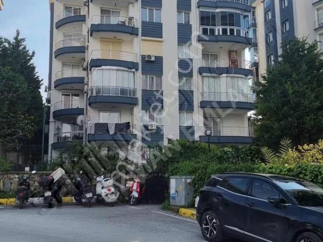 Kuşadasi, Aydin içerisinde satılık mülk