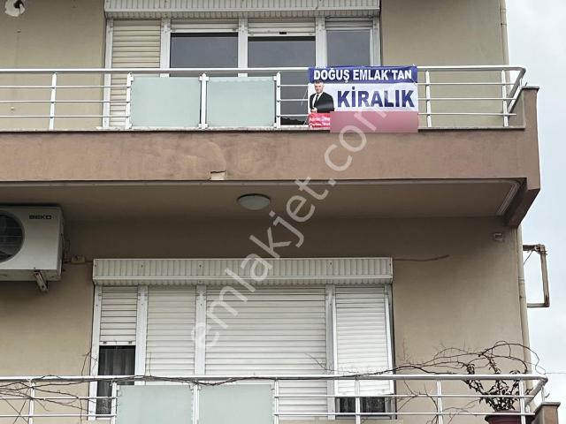 Tire, İzmir içerisinde kiralık mülk