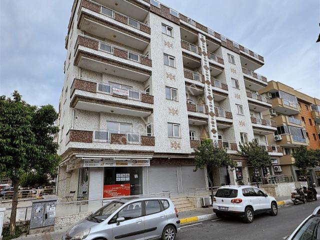 Cumhuriyet Mahallesi, Kuşadası içerisinde satılık Bina