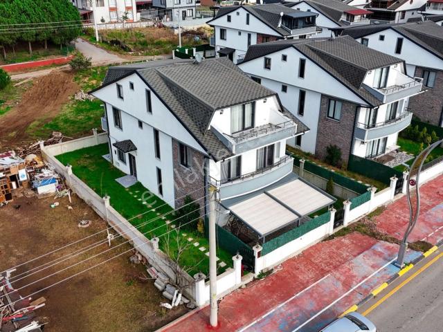 Karasu içerisinde satılık Villa