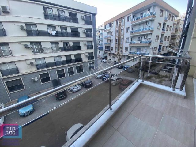 Karşiyaka, İzmir içerisinde kiralık mülk