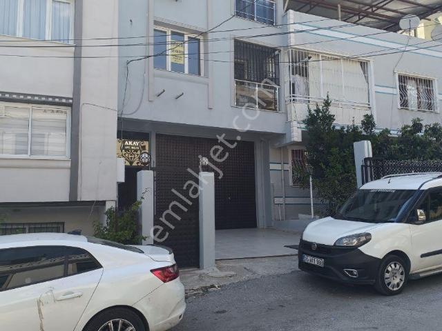 Buca, İzmir içerisinde kiralık mülk