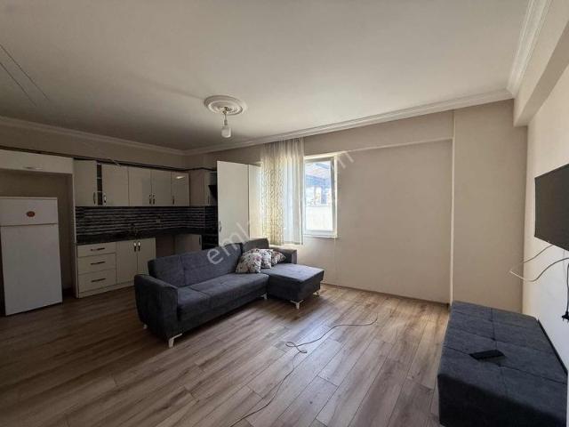 Yuvalak, Akyazı içerisinde kiralık mülk