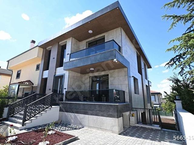 Gölbaşi, Ankara içerisinde satılık Villa