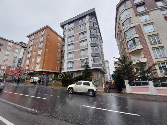 Ümraniye, İstanbul içerisinde kiralık mülk