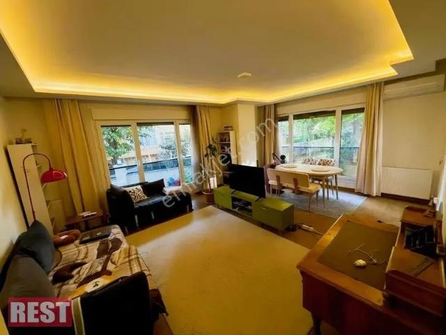 Kozyatağı Mahallesi, Kadıköy içerisinde kiralık mülk