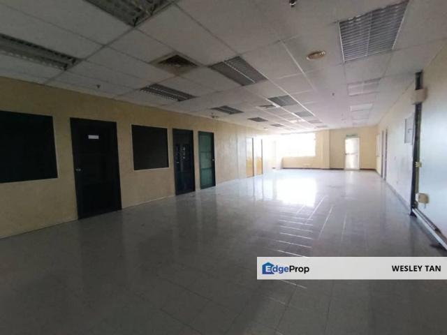 Warehouse for rent in Malaka