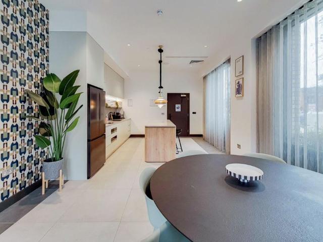 House for rent in London Borough of Ealing, Greater London