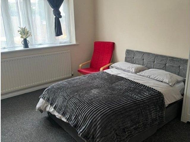 Room for rent in West Midlands