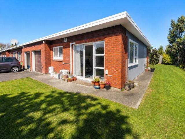 Apartment for rent in Hillsborough, Taranaki
