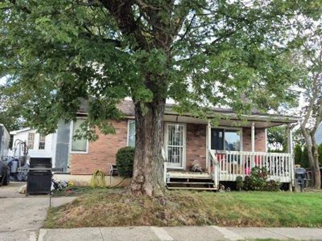 House for sale in East Brunswick, New Jersey