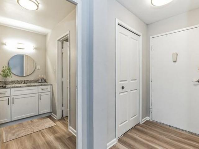 Apartment for rent in Falls Church, Virginia