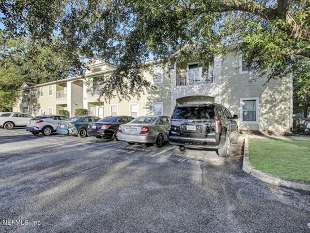Condo for sale in Jacksonville