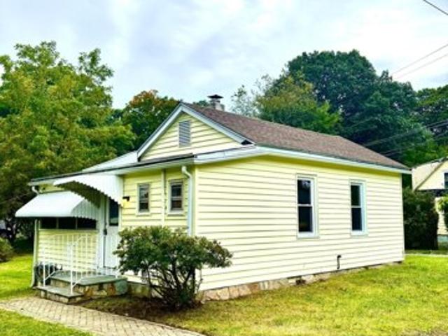 House for sale in Oakville, Watertown