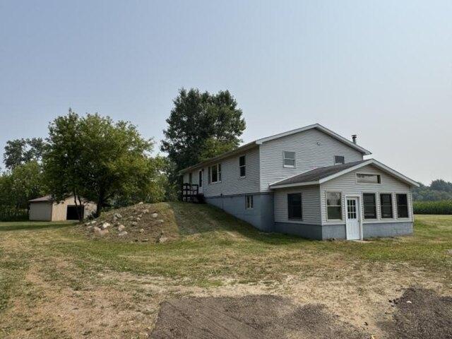 House for sale in Deckerville House for sale in Deckerville