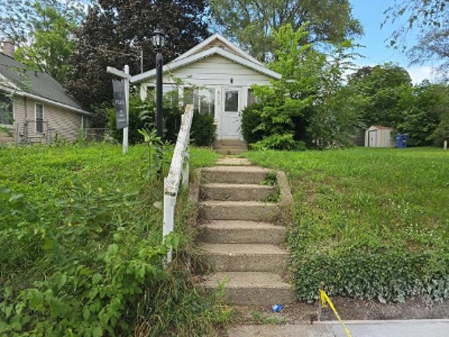 House for sale in Seymour Square Business District, Grand Rapids