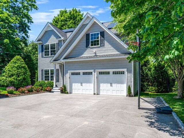 House for sale in Centereach, New York