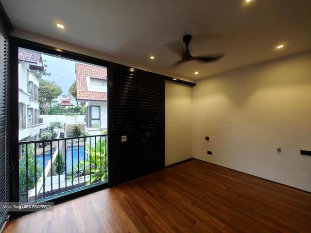 Detached House for sale