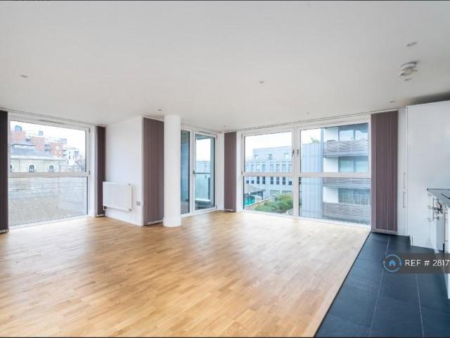 Apartment for rent in Greenwich Town Centre, Isle Of Man