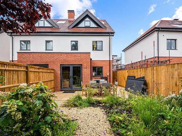 House for sale in Thames Ditton, Elmbridge