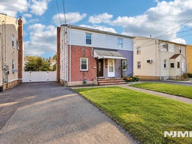 House for sale in Clifton, Passaic County