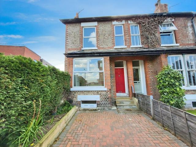 House for rent in Sale Moor, Trafford Park