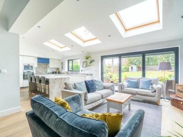 House for sale in Red Hill, Surrey
