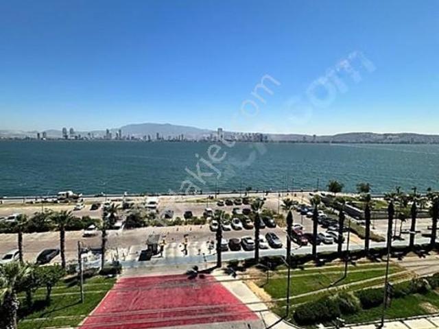 Karşiyaka, İzmir içerisinde kiralık mülk
