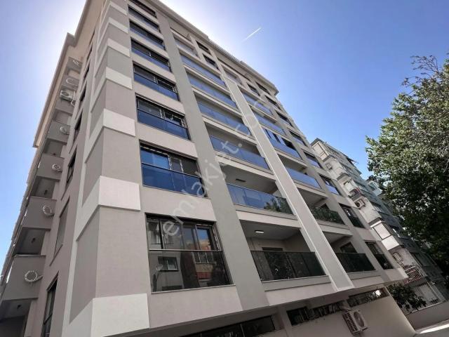 Karşiyaka, İzmir içerisinde kiralık mülk