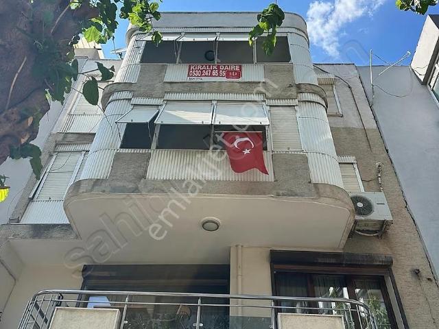 Bayrakli, İzmir içerisinde kiralık mülk
