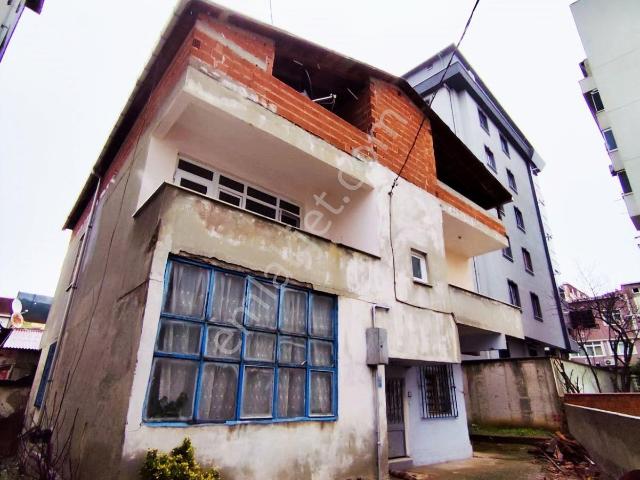 Kartal, İstanbul içerisinde satılık Bina