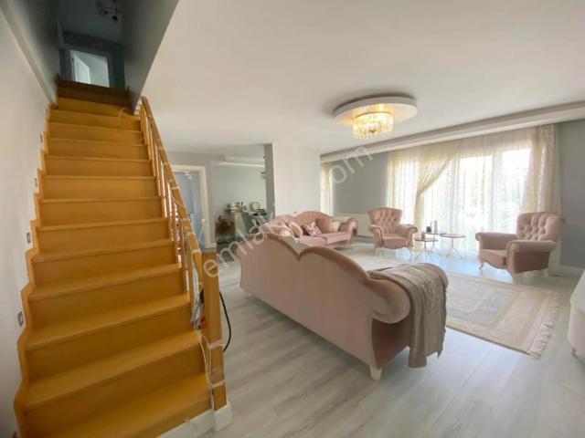 Pendik, İstanbul içerisinde satılık mülk