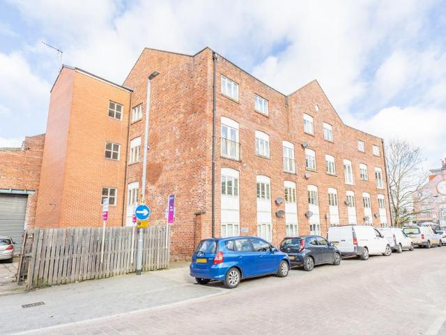 Apartment for rent in Leylands, West Yorkshire